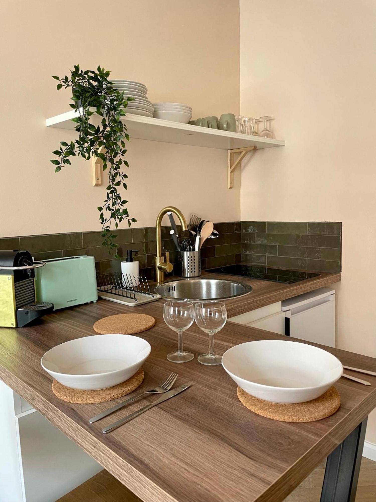 Studio Malibu Central, Lumineux Et Confortable Lejlighed Hyères Eksteriør billede